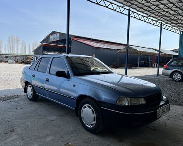 Daewoo Nexia: 2007 г., 1.5 л, Механика, Бензин, Седан