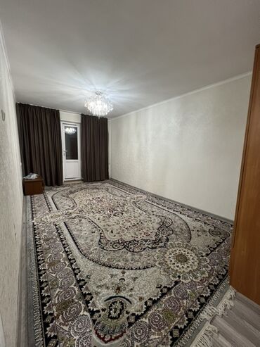 дом последующим выкупом: Продаю 2х комнатную квартиру в 7 мкр 104 серия Тел