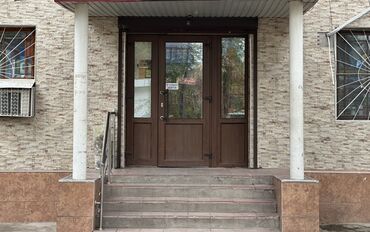 продаю дом рабочий гарадок: Продаю Магазин В жилом доме, 50 м², Старый ремонт, Отдельный вход, 1 этаж