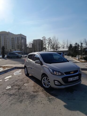 машина црв: Chevrolet Spark: 2018 г., 1 л, Вариатор, Бензин, Хэтчбэк