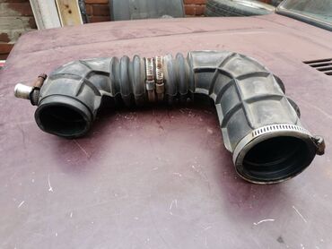 Auto delovi: Usisno crevo vazduha Lada 21214i Niva. Polovno. Očuvano. Skinuta sa — 6