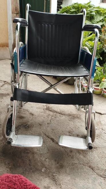 Инвалидные коляски: Инвалидная коляска. В хорошем состоянии, пользовались мало. Находится