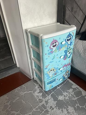 детский люлка: Детский пластиковый комод с 4 выдвижными ящиками Baby Shark — 2