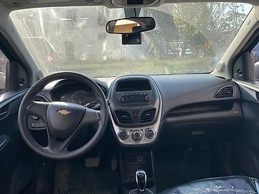 jet sky: Chevrolet Spark: 2017 г., 1 л, Вариатор, Бензин, Хэтчбэк — 5