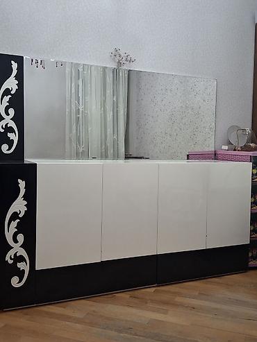 İşlənmiş, 4 qapılı, Güzgülü, Ağ, Açılan, Düz dolab — 2