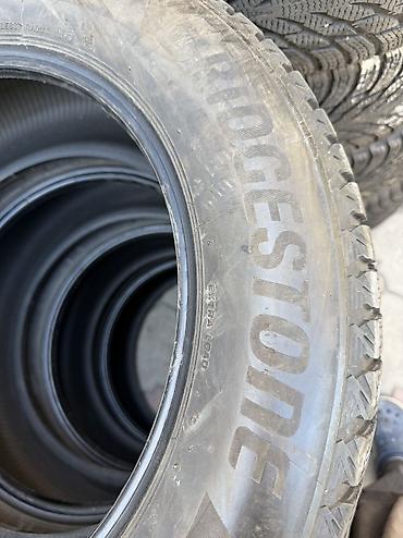 60: 235/60/18 4 шт комплект в идеальном состоянии фирма Bridgestone год — 4