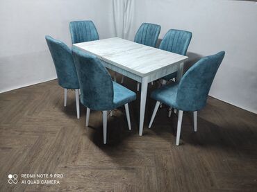 Setovi stolova i stolica: Cena kompleta 285€ 💵💸 🔹Stolica 🔹Boja -Tamno siva 🔹Materijal-metalni — 3