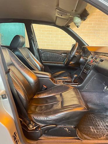 Mercedes-Benz: Mercedes-Benz E-Class: 1995 г., 3.2 л, Автомат, Бензин, Седан — 8