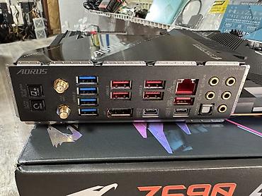 any cast: Материнская плата Gigabyte Z690 AORUS MASTER ✅ Отличное состояние — 4