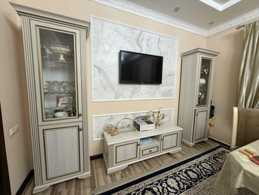 мебели продажа: Гарнитур для зала, Стол, Самовывоз, Платная доставка