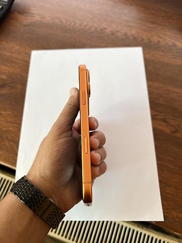 Apple iPhone: IPhone 17 Pro Max, 256 GB, Narıncı, Face ID — 4