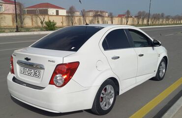 ceska masin qiymetleri: Chevrolet Aveo: 1.4 l | 2013 il 176523 km Sedan