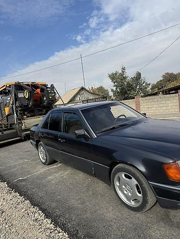 бак мерседес 124: Mercedes-Benz W124: 1991 г., 2.3 л, Кол менен иштөөчү, Бензин, Седан — 8