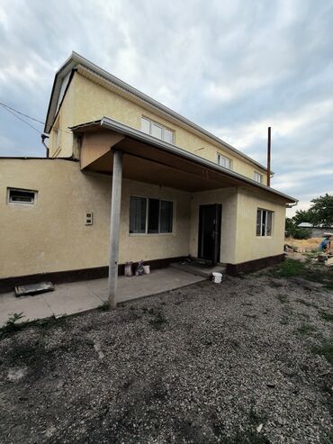 продаю дом азия мол: Дом, 120 м², 4 комнаты, Агентство недвижимости, Евроремонт