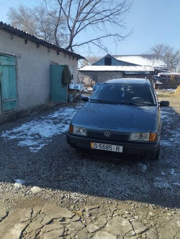 Volkswagen: Volkswagen Passat: 1990 г., 1.8 л, Механика, Бензин, Универсал