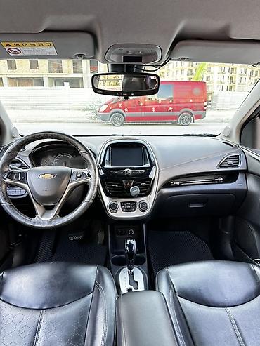 lider auto: Chevrolet Spark: 2017 г., 1 л, Автомат, Бензин, Хэтчбэк — 4