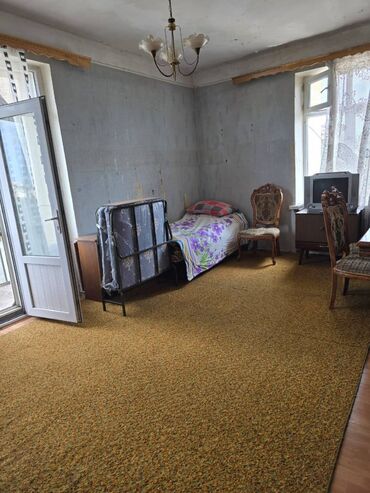 Köhnə tikili: Bakı, 1 otaqlı, Köhnə tikili, m. Qara Qarayev, 40 kv. m — 1