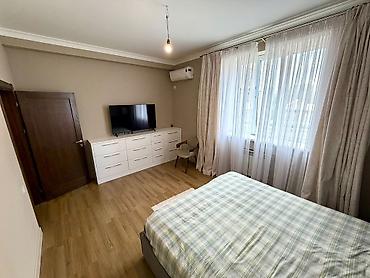 studio apartment: Студия, 80 м², 6 мкр 3 этаж, Дизайнерский ремонт — 5