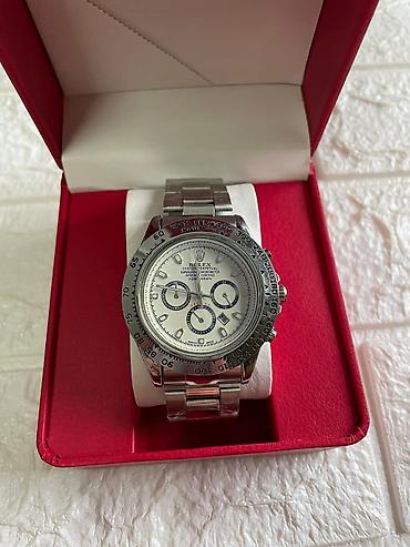 Ručni satovi: 02. Cena:2800in (Bez kutije)
Cena:3300din (Sa kutijom) — 21
