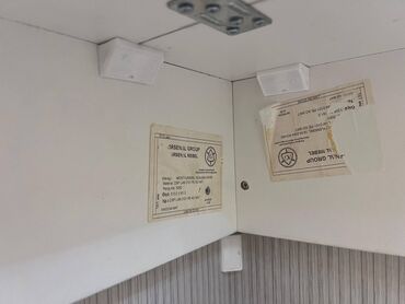 Aksesuarlar üçün vitrinlər: İşlənmiş, Ünvandan götürmə — 16