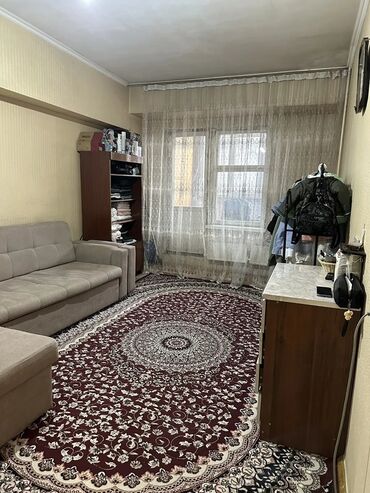 тц бишкек парк: 1 комната, 32 м², Индивидуалка, 3 этаж, Косметический ремонт