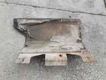 Auto delovi: Zastitni lim motora i mosta Lada 21214i Niva. Polovno, ocuvano — 8