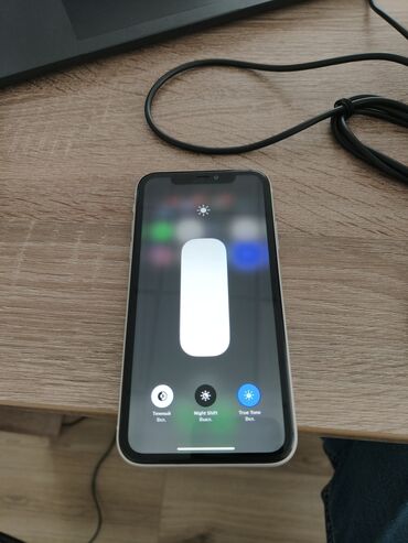 Apple iPhone: IPhone 11, Б/у, 128 ГБ