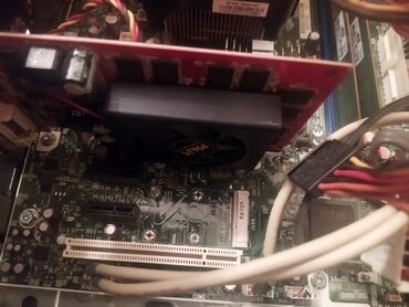 samsung gt e1360: Videokart AMD GeForce GT 1030, < 4 GB, İşlənmiş