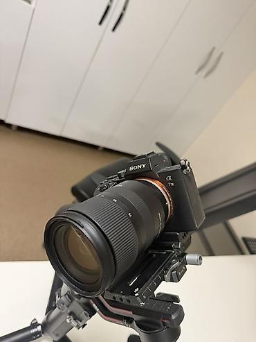 5d mark 3: Sony A7 3 az islenmisdi.obyektiv Tamron 28-75mm Di 3 RXD f2.8.gimbal — 2