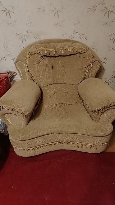 divan taxta: Klassik üslubda ev mebeli dəsti - Qonaq otağı üçün vitrin-divar — 4