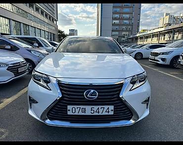 Lexus: Lexus ES: 2017 г., 2.5 л, Вариатор, Гибрид, Седан — 2