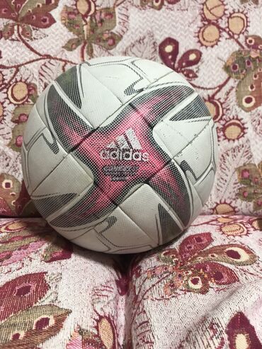 кожаный мяч футбольный: Мяч футбольныйАдидас качество хорошее