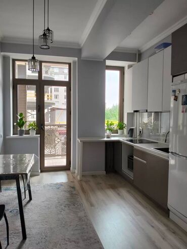 Продажа квартир: 3 комнаты, 60 м², Элитка, 3 этаж, Евроремонт