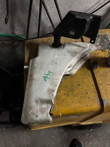 bobina cena: POSUDA ZA TEČNOST ZA STAKLA ZA AUDI A4, A4 ALLROAD OD 2008. DO 2014 — 1