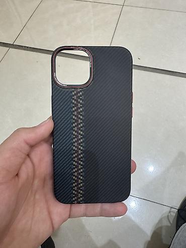 Apple iPhone: IPhone 13, Б/у, 128 ГБ, Midnight, Защитное стекло, Чехол, Кабель, 75 % — 13