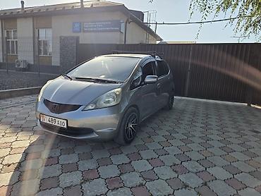 сдаю хонда жаз: Honda Jazz: 2011 г., 1.3 л, Механика, Бензин, Хэтчбэк — 5
