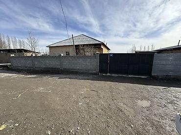 квартиры суточно: 4 комнаты, 140 м², 6 соток, Бишкек, Дордой рынок / базар Собственник — 1