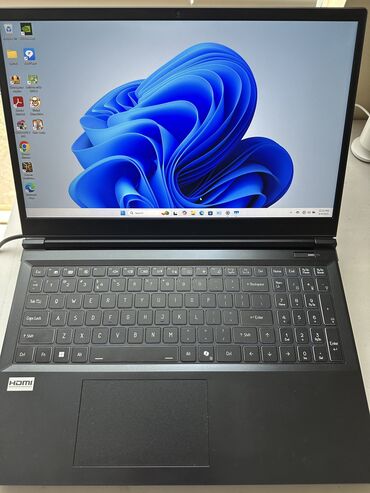 Ноутбуктар: Ноутбук, Sage, 32 ГБ ОЭТ, Intel Core i9, 15.6 ", Колдонулган, Жумуш, окуу үчүн, эс тутум SSD