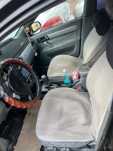 шины и диск: Chevrolet Lacetti: 2005 г., 0.6 л, Автомат, Седан