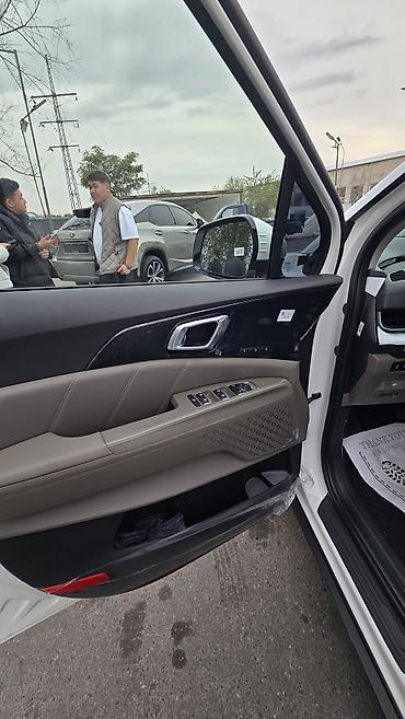 kia avto: Kia Carnival: 2026 г., 1.6 л, Автомат, Гибрид, Минивэн — 6