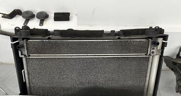 w124 radiator: Toyota Prius 30