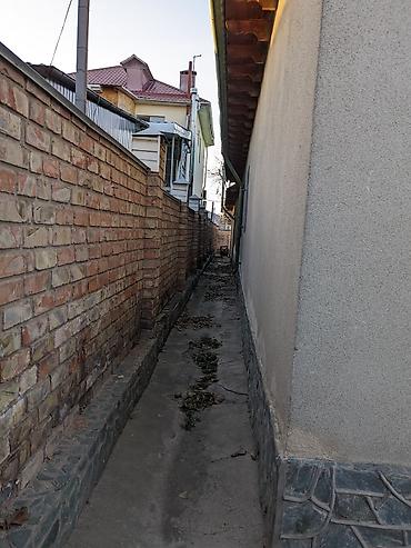 Продажа коттеджей и домов: Продается дом, район первая Киргизия, царское село. Участок 14,5 — 13