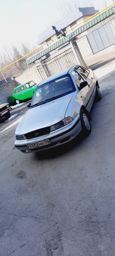 Daewoo: Daewoo Nexia: 2003 г., 1.5 л, Механика, Бензин, Седан