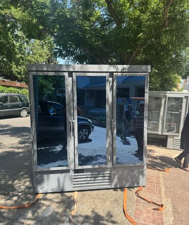 Paltaryuyan maşınlar: Qiymeti bir metreye aiddir Magaza üçün her növ vitrinlerin sifarişi