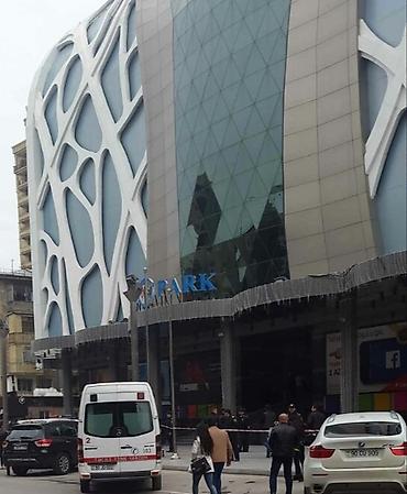 Otel, kafe, restoranlar: Ofisiant tələb olunur, Aylıq ödəniş, Təcrübəsiz — 1