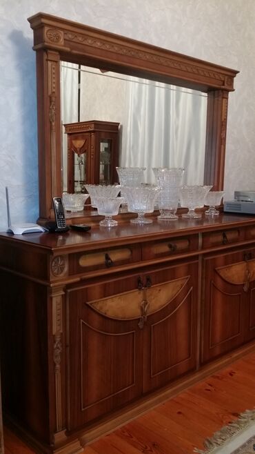 Qonaq otağı dəstləri: Klassik üslubda qonaq otağı mebel dəsti — 1