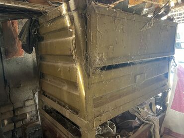 продам ячмень оптом: Большие кормушки для рогатого скота ! Полностью металлические Высота