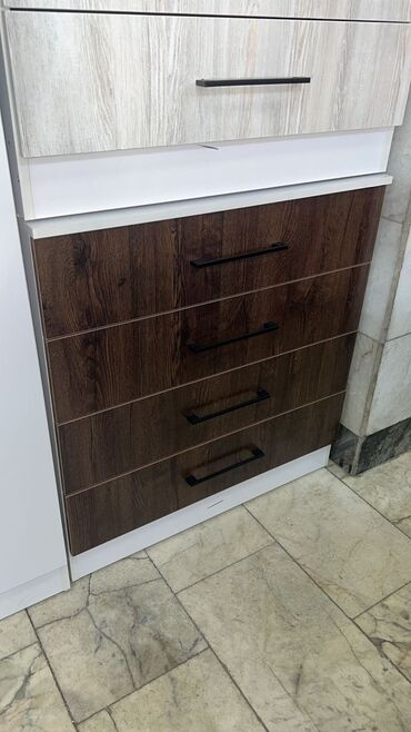 Комоды для одежды: Комоды для одежды — 8