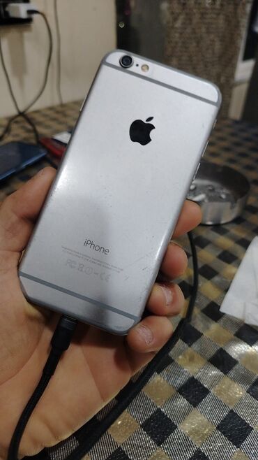 apple qulaqliq: IPhone 6, < 16 GB, Desert Titanium