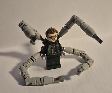 tricikl: Lego Doc Ock figura u odličnom stanju, original. Ne prihvatam zamene — 1